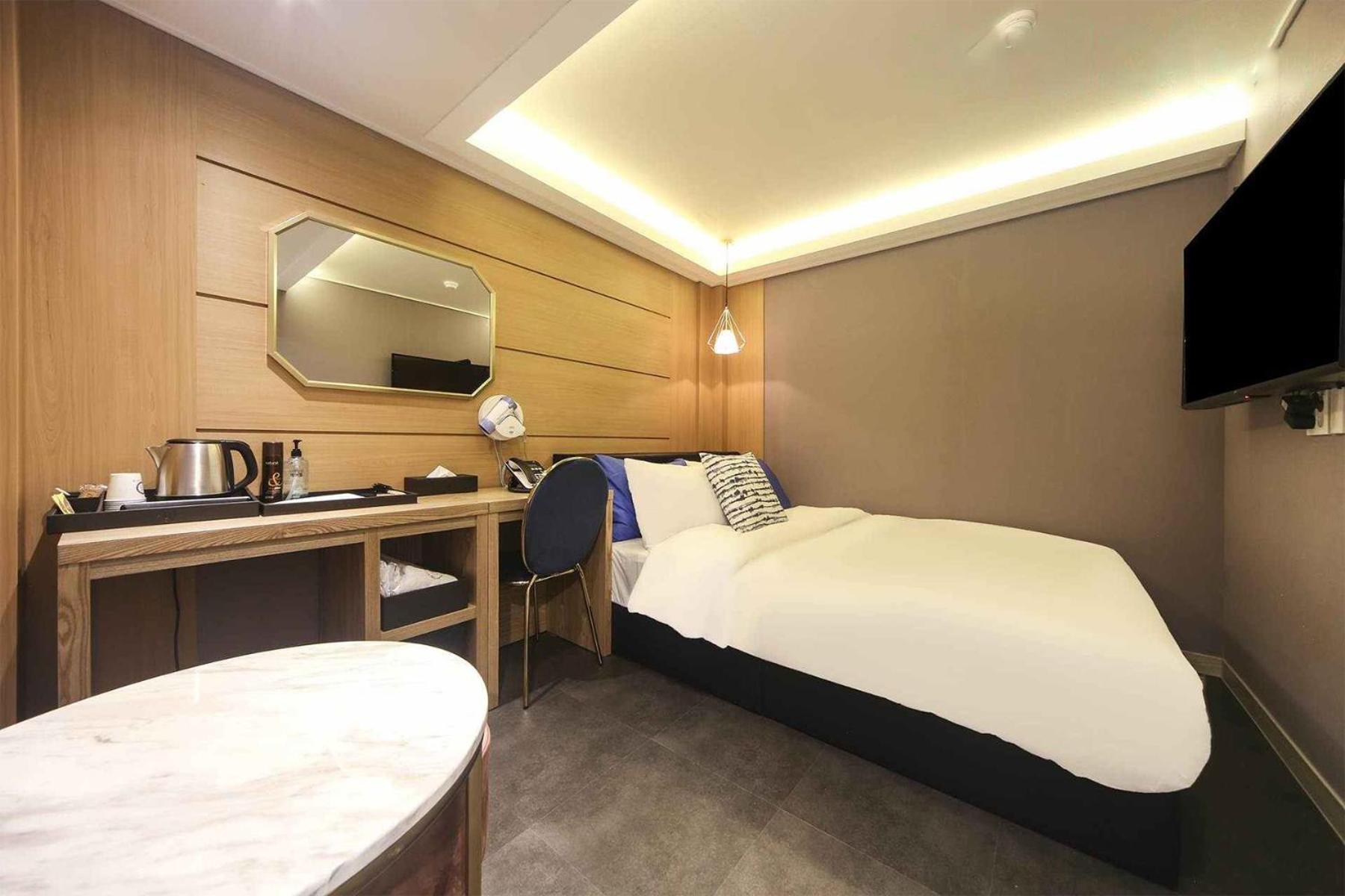 Bay 202 Hotel Пусан Экстерьер фото