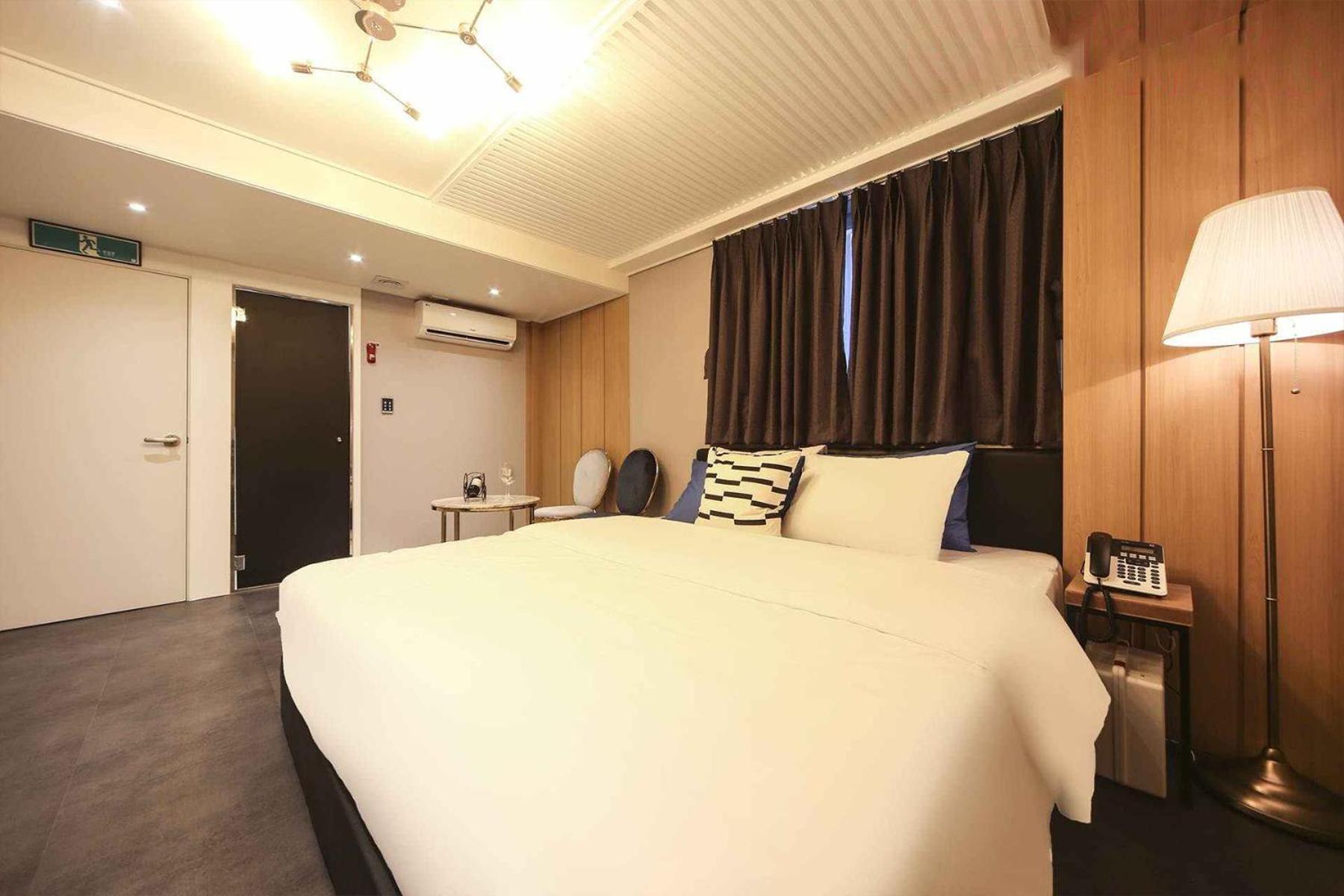 Bay 202 Hotel Пусан Экстерьер фото