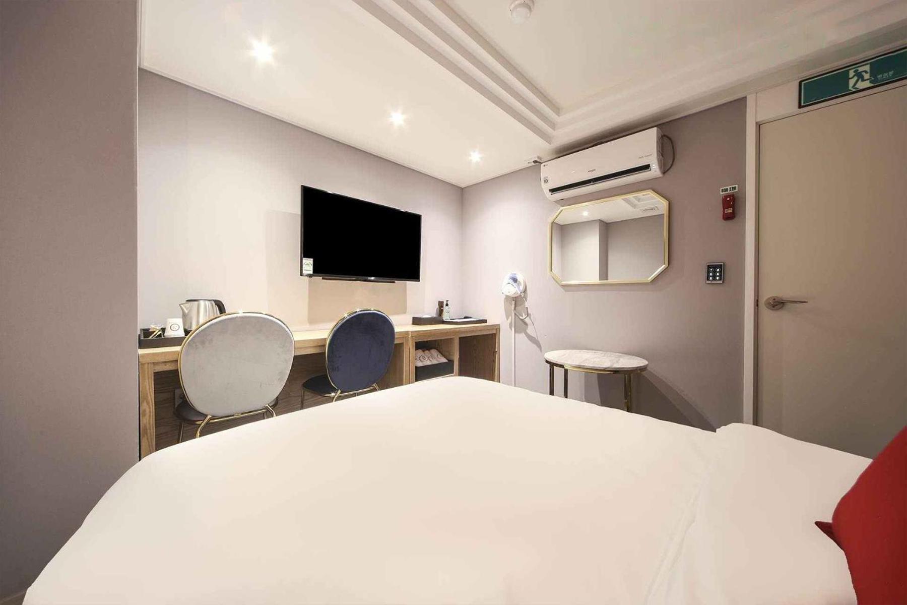 Bay 202 Hotel Пусан Экстерьер фото