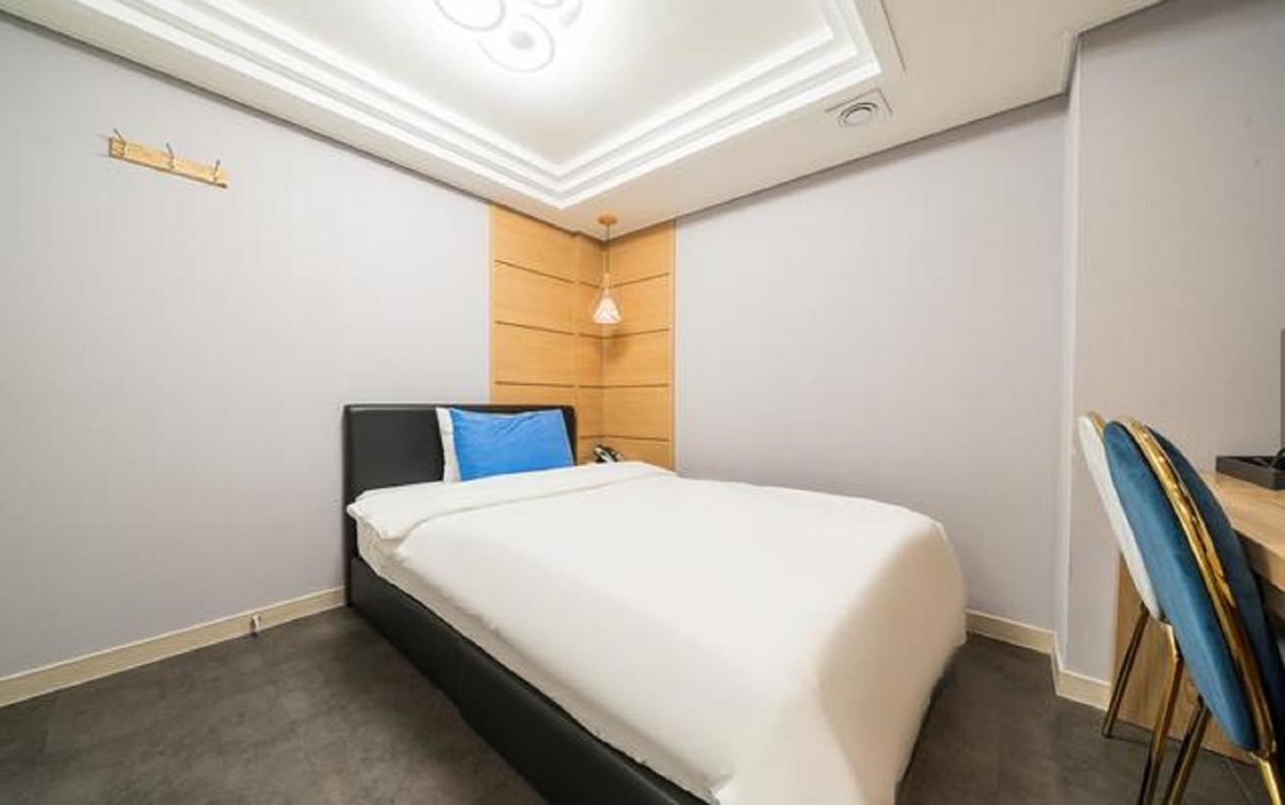 Bay 202 Hotel Пусан Экстерьер фото